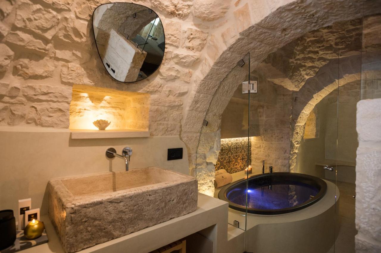 La Mandorla Luxury Trullo Bed & Breakfast อัลเบโรเบลโล ภายนอก รูปภาพ