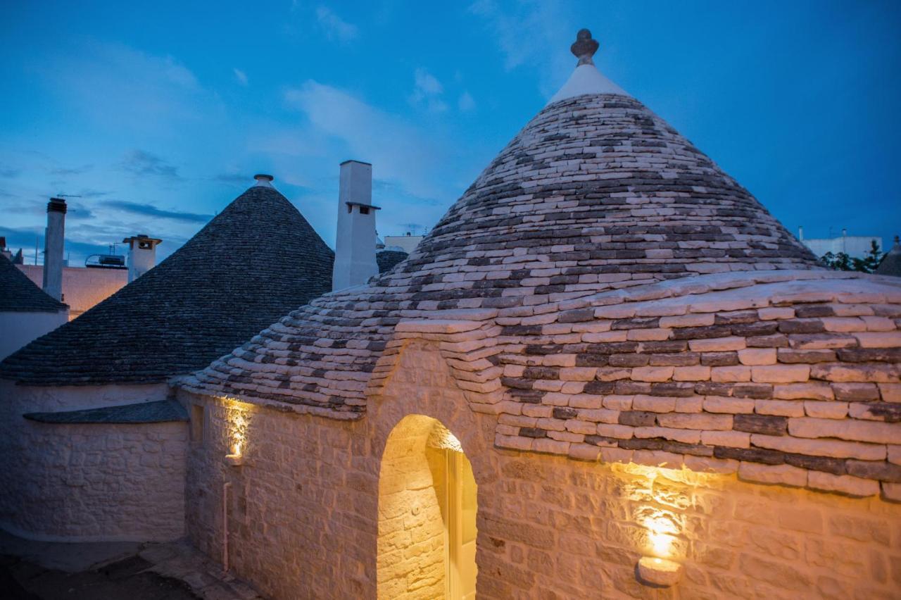 La Mandorla Luxury Trullo Bed & Breakfast อัลเบโรเบลโล ภายนอก รูปภาพ
