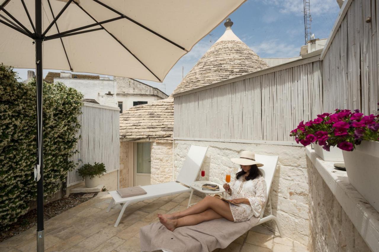 La Mandorla Luxury Trullo Bed & Breakfast อัลเบโรเบลโล ภายนอก รูปภาพ