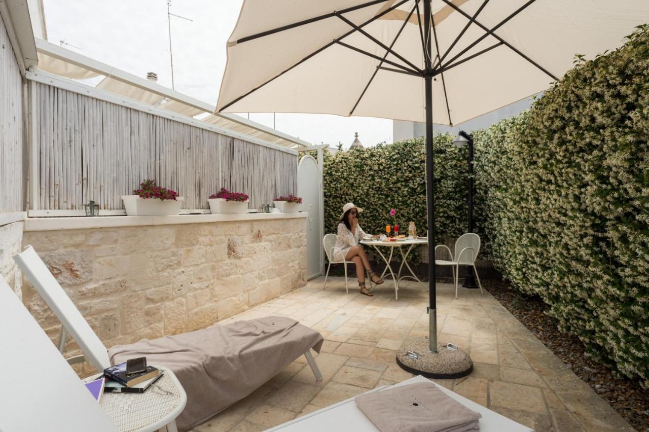 La Mandorla Luxury Trullo Bed & Breakfast อัลเบโรเบลโล ภายนอก รูปภาพ