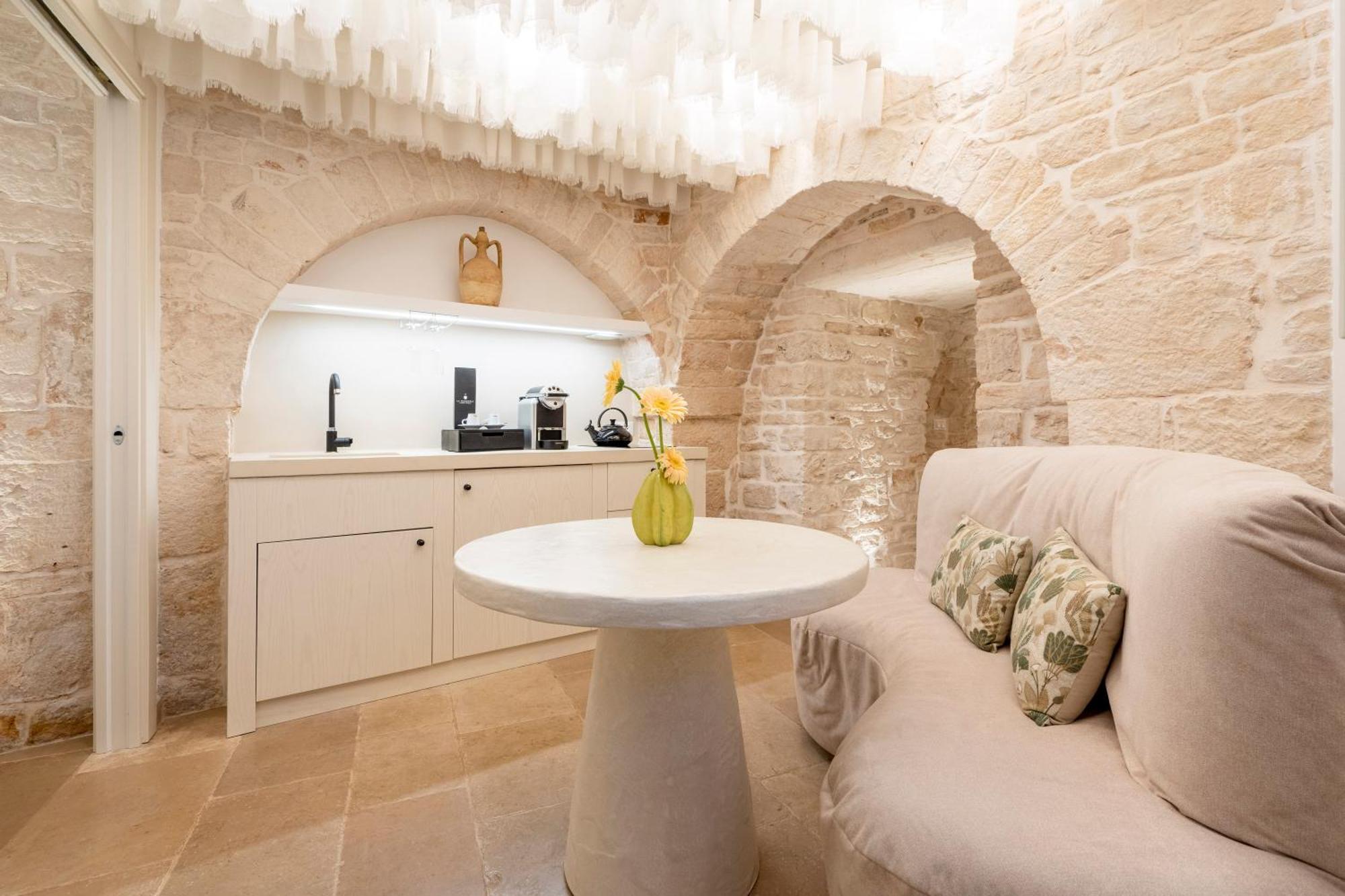 La Mandorla Luxury Trullo Bed & Breakfast อัลเบโรเบลโล ภายนอก รูปภาพ